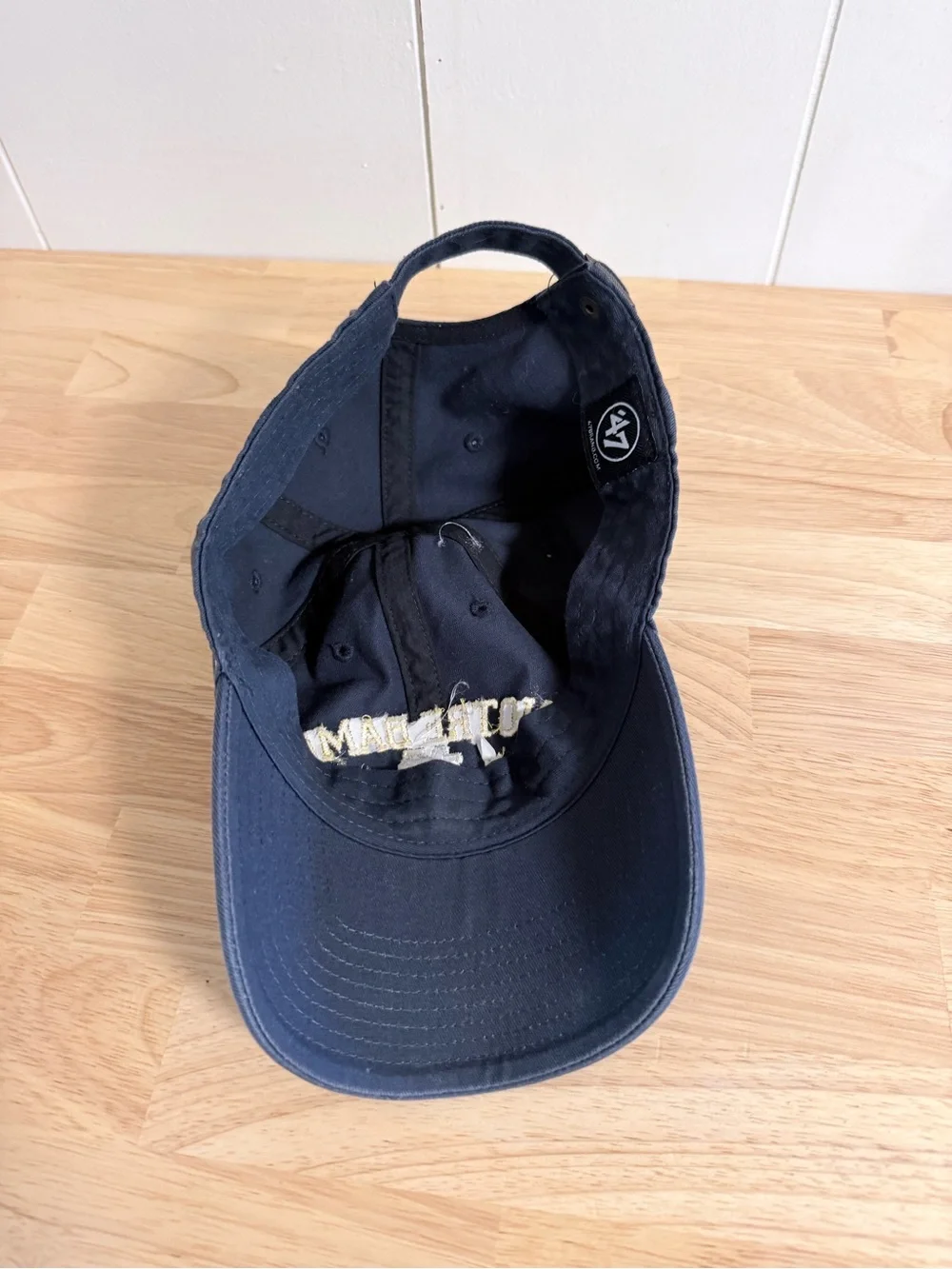 47 Navy Hat Notre Dame 'Irish' Embroidered Logo in Yellow